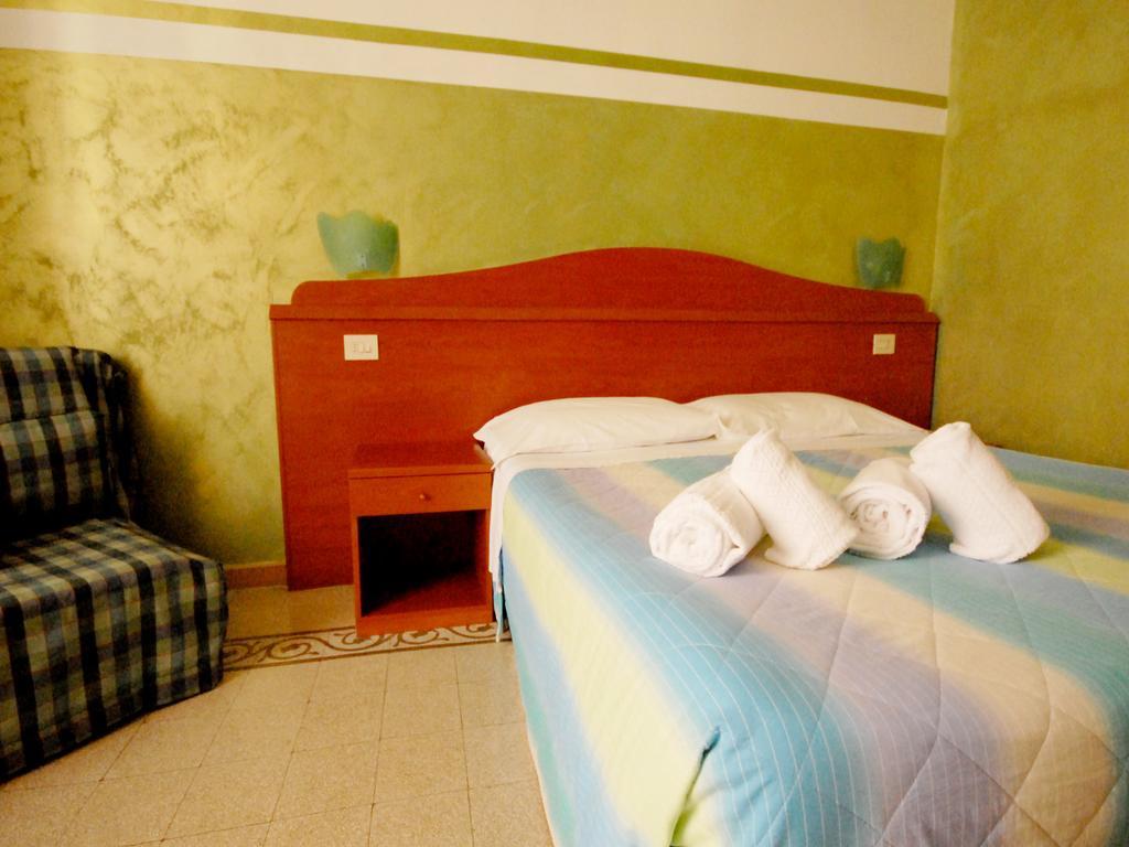 Romadelante Hotel Eksteriør billede