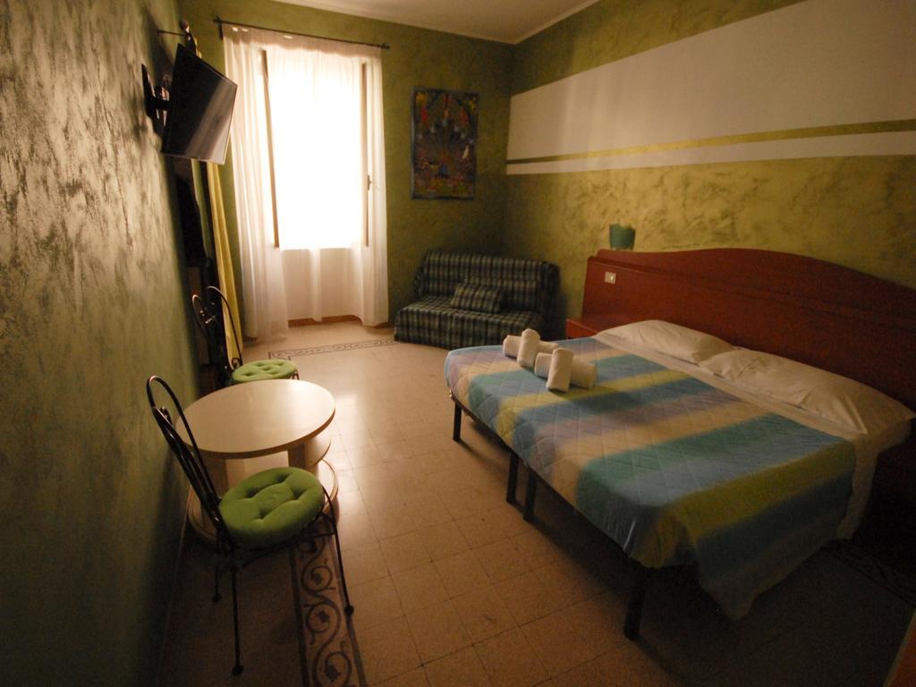 Romadelante Hotel Eksteriør billede
